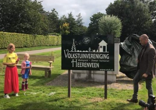Augustus 2021 Nieuw bord onthuld door wethouder Van Veen.